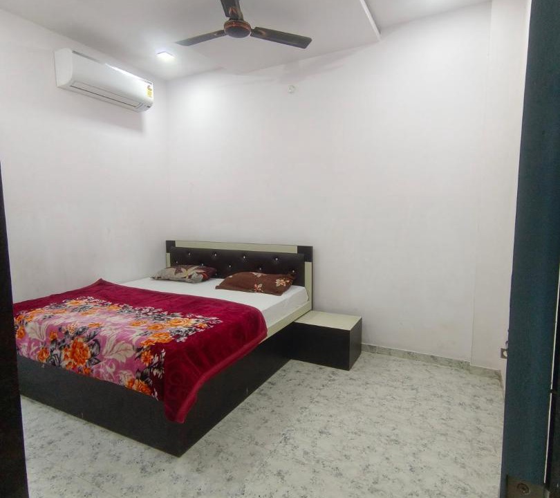 Photo of Bedroom in Khatu