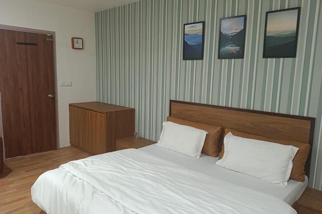Photo of Bedroom in Gandhinagar