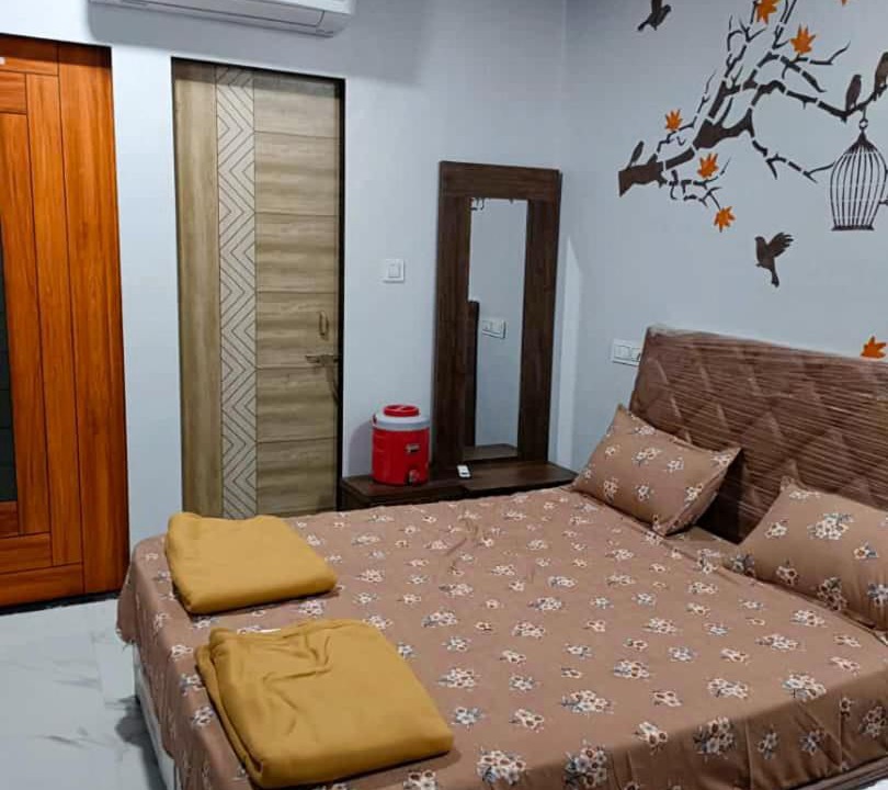 Photo of Bedroom in Rajpipla