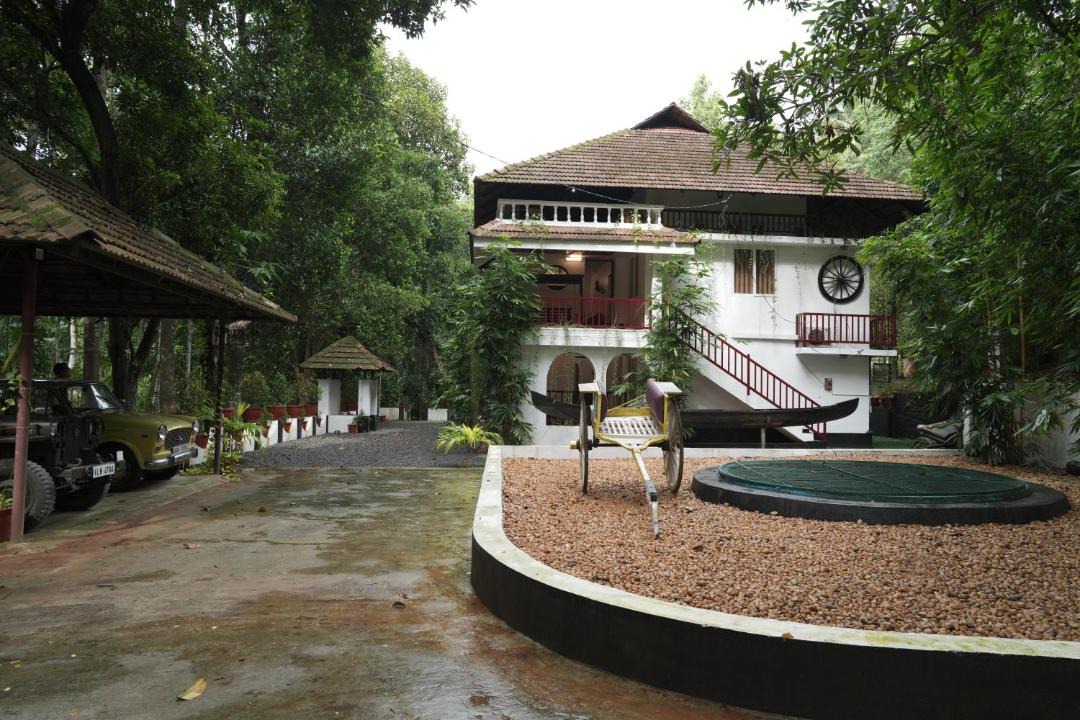 Photo of Others in Todupulai