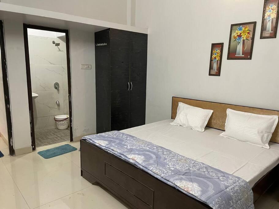 Photo of Bedroom in Jabalpur