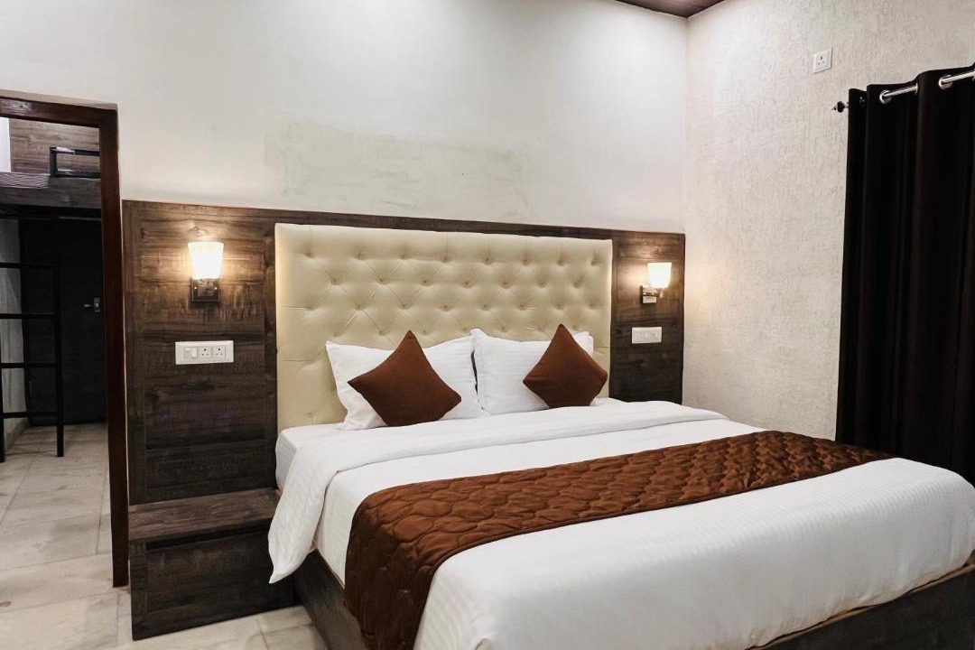 Photo of Bedroom in Mount Abu