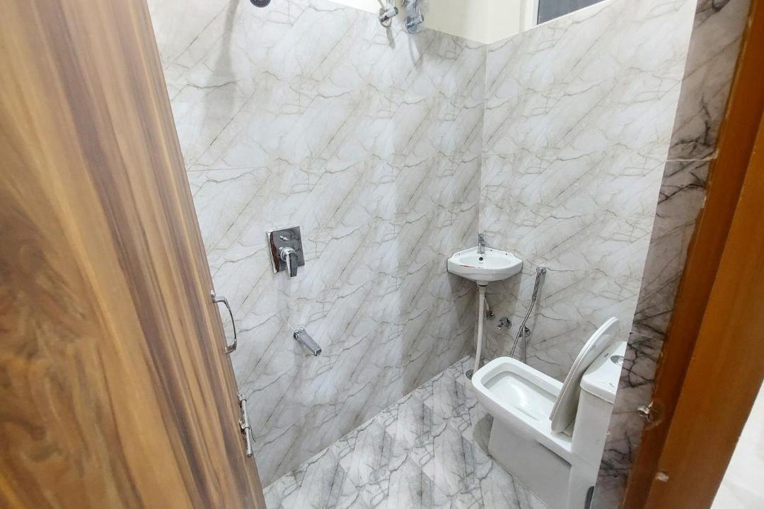 Photo of Bathroom in Tonk Road