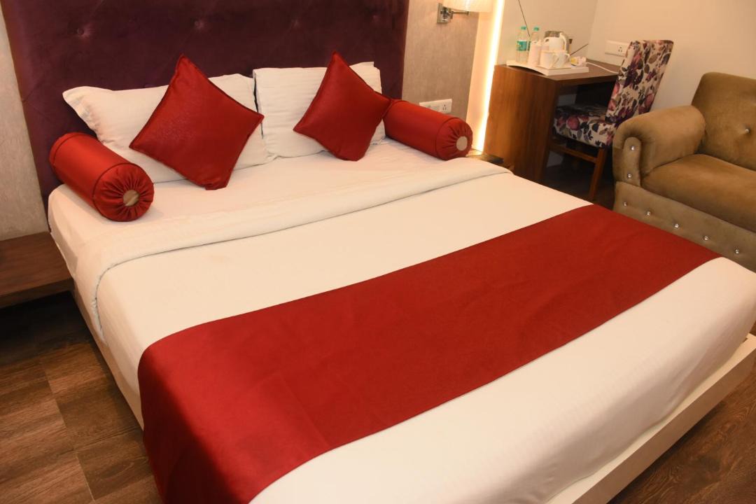 Photo of Bedroom in Alambagh