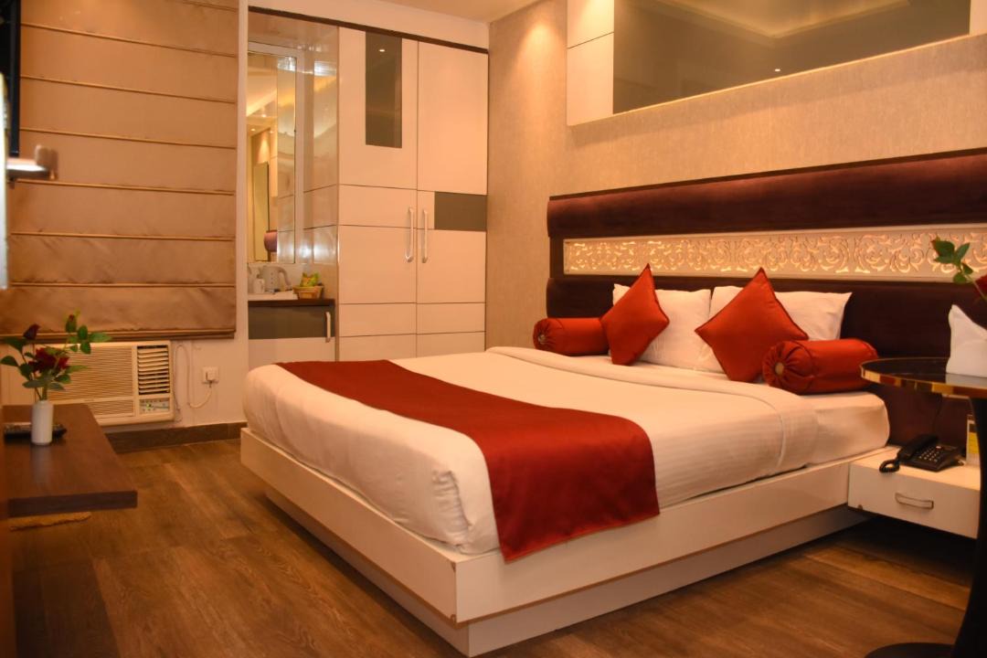 Photo of Bedroom in Alambagh
