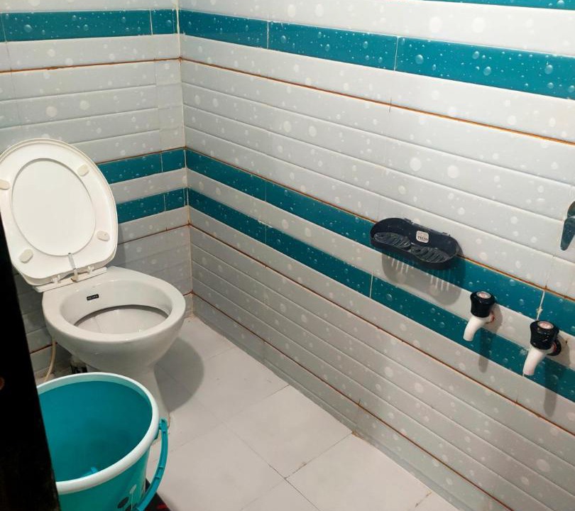 Photo of Bathroom in Rajpipla