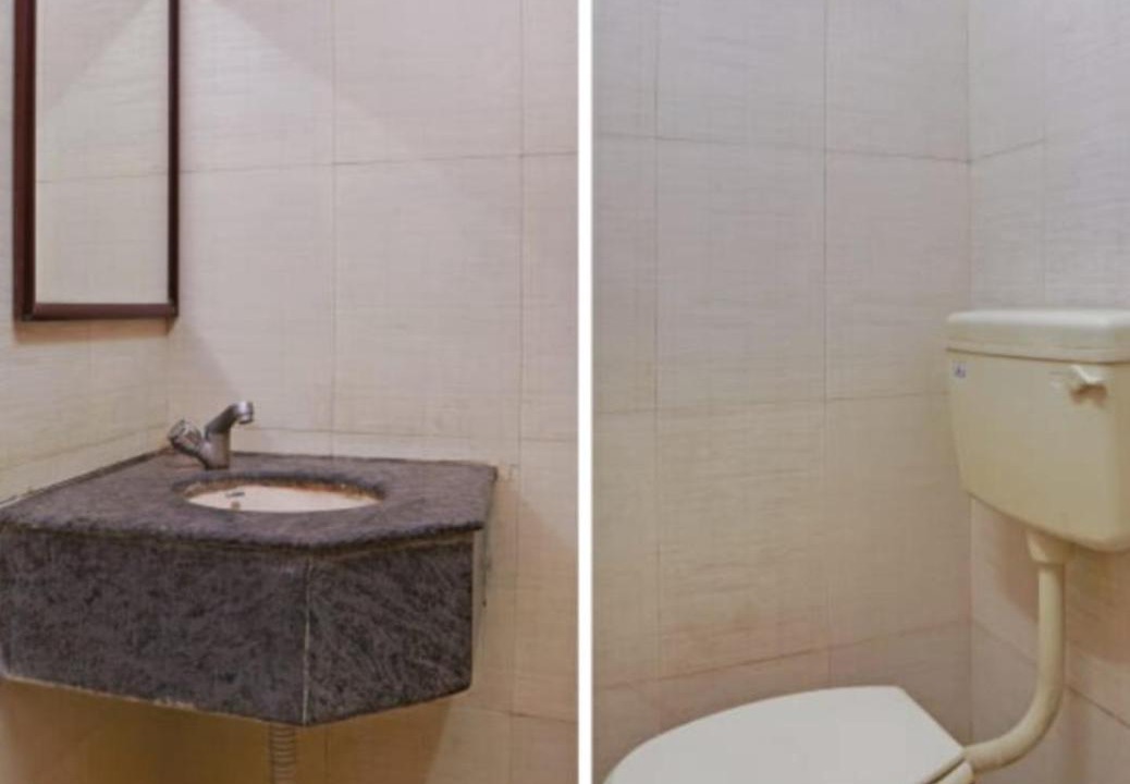 Photo of Bathroom in Heritage Town