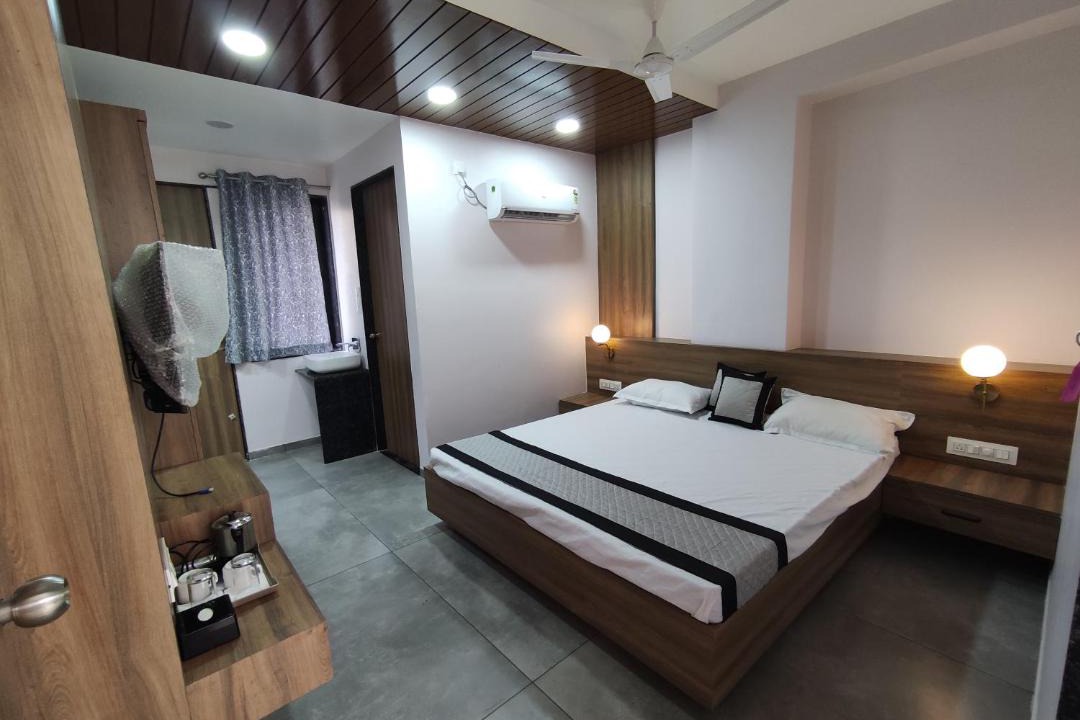 Photo of Bedroom in Rajpipla