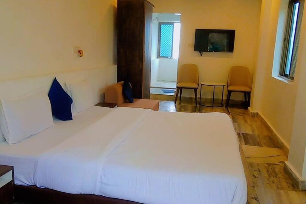 Photo of Bedroom in Mount Abu