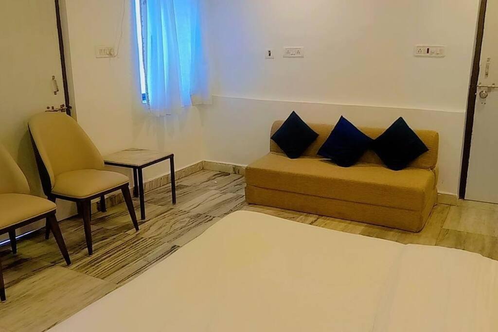 Photo of Livingroom in Mount Abu