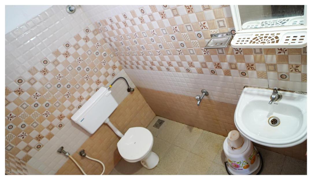 Photo of Bathroom in Kaloor