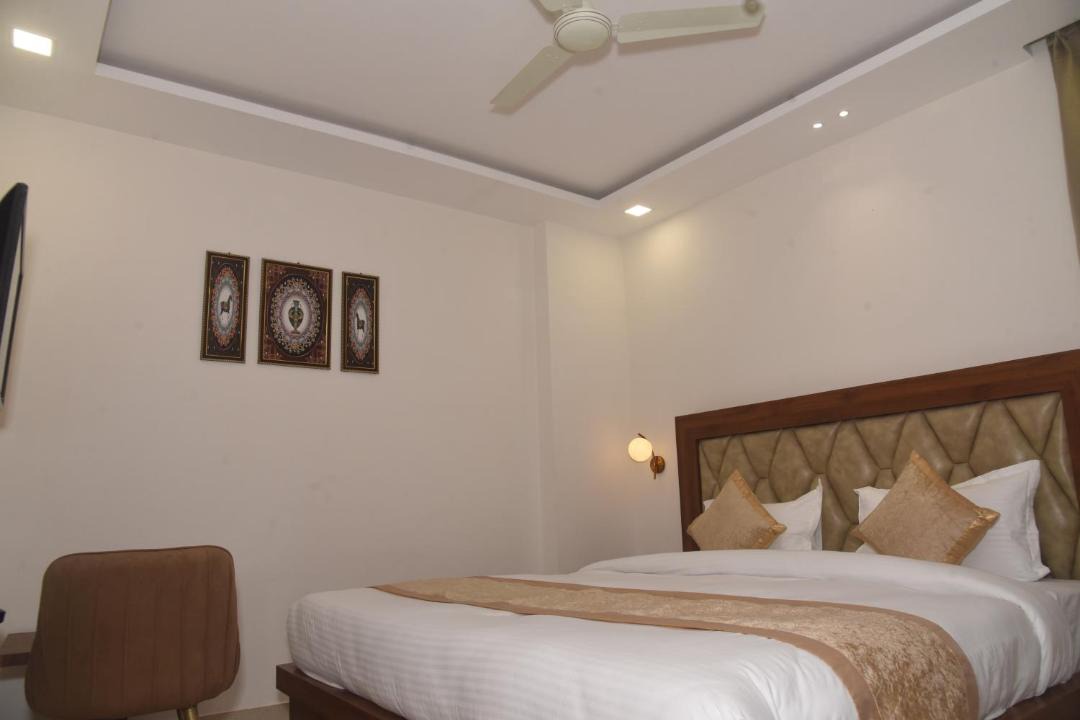Photo of Bedroom in Deoghar