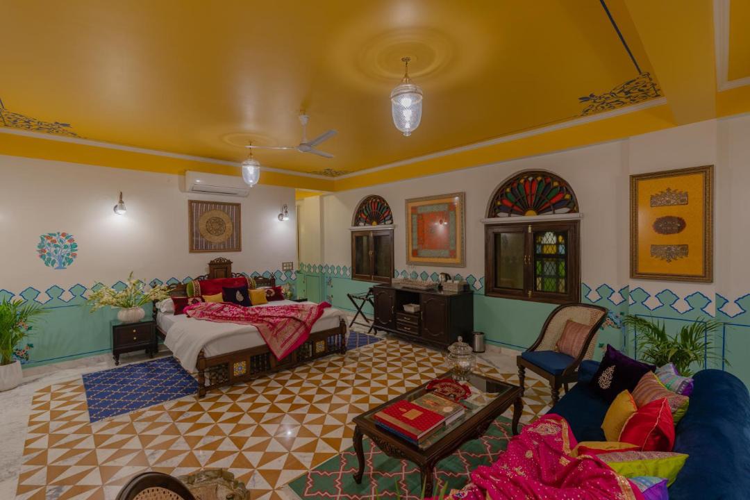 Photo of Livingroom in Pink City