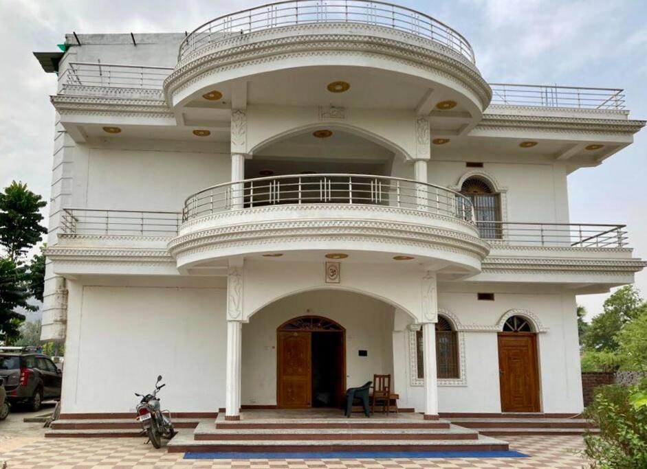 Photo of Buildings in Rajgir