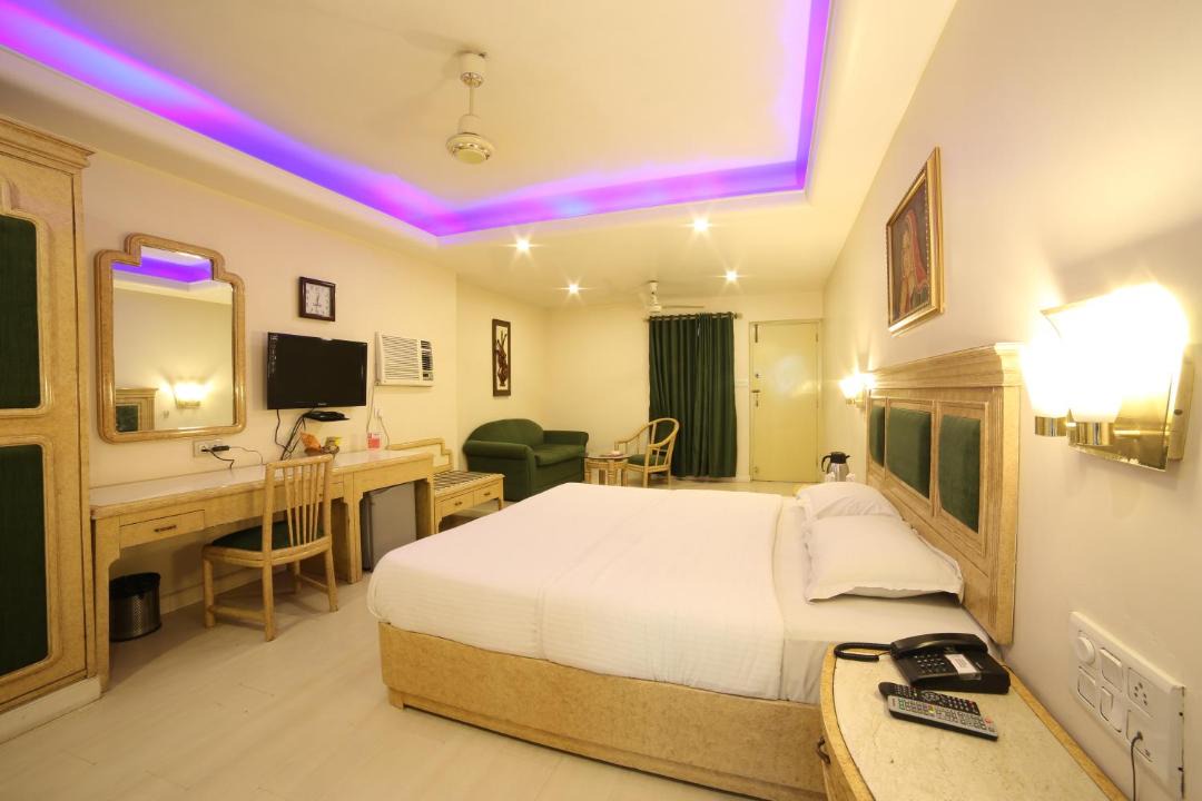 Photo of Bedroom in Mount Abu