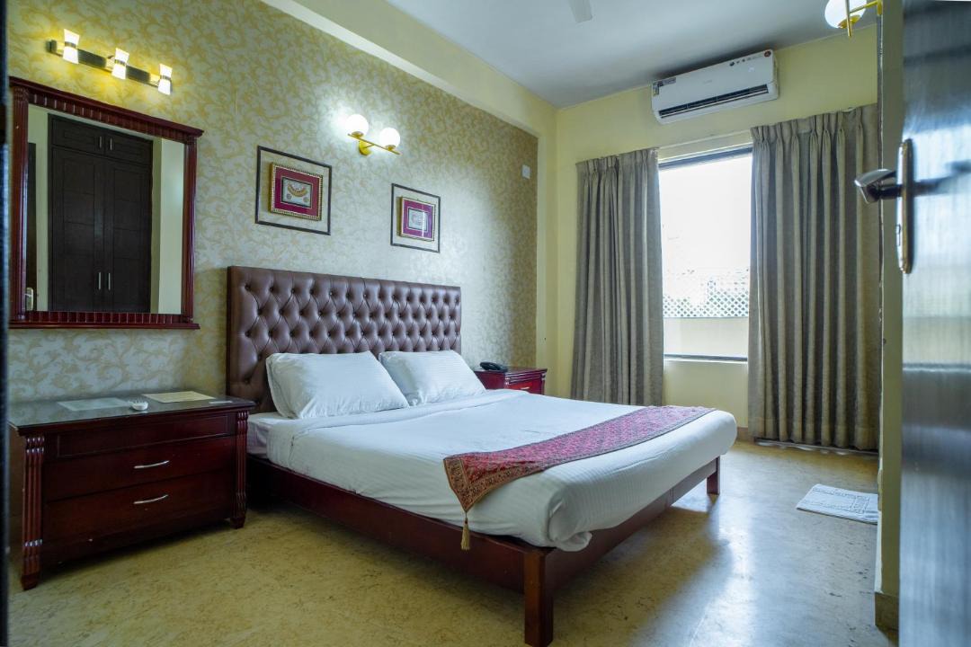Photo of Bedroom in DLF Phase 3