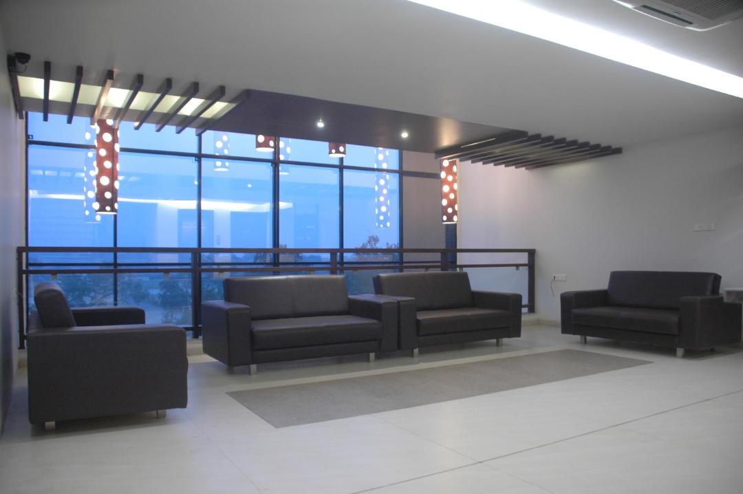 Photo of Livingroom in Bhat