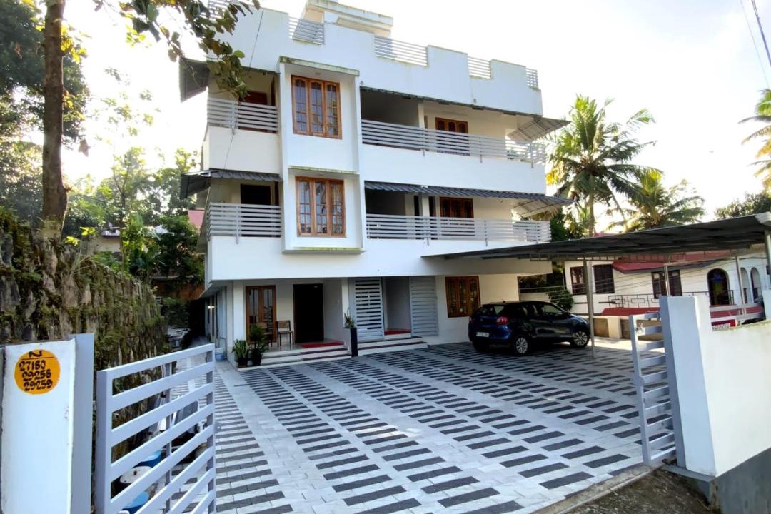 Photo of Buildings in Kazhakuttam