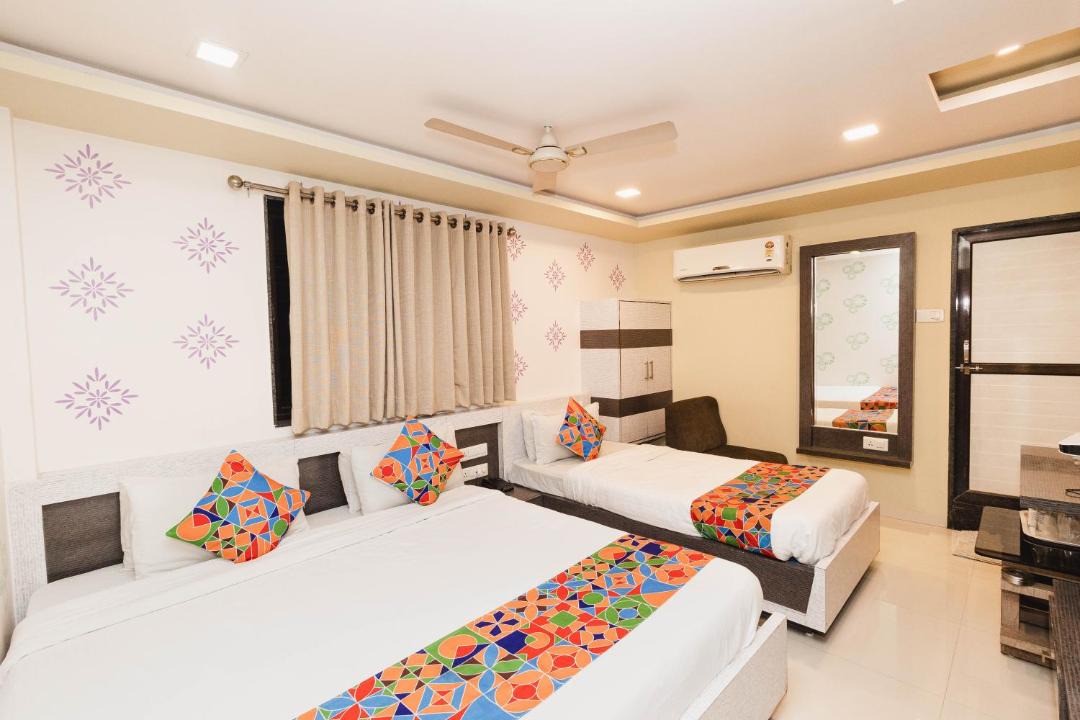 Photo of Bedroom in Sayajiganj