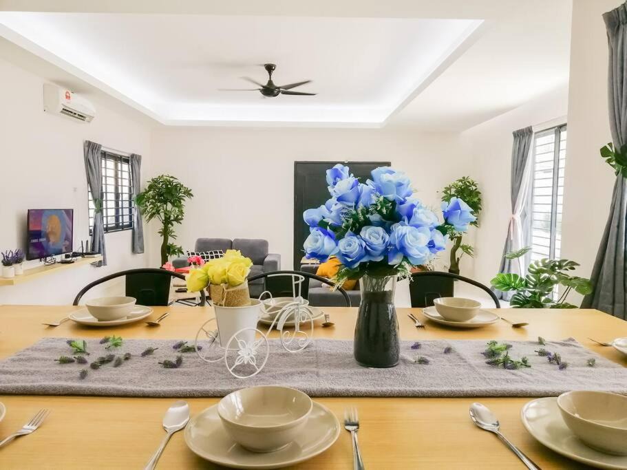 Photo of Livingroom in Taman P Ramlee