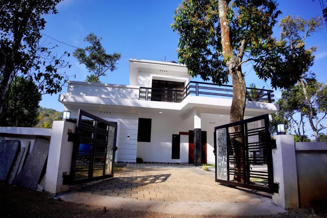 Photo of Buildings in Thekkady