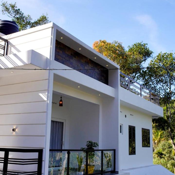 Photo of Buildings in Thekkady