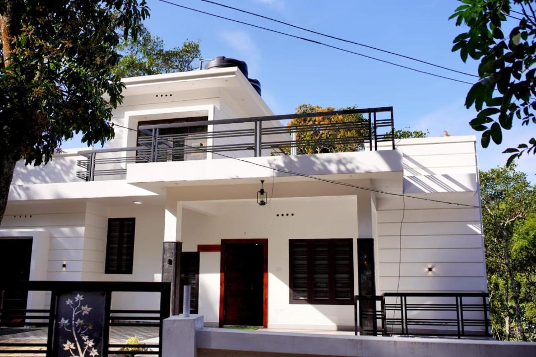 Photo of Buildings in Thekkady
