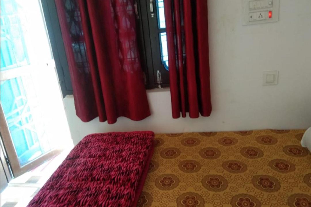 Photo of Bedroom in Guptkashi