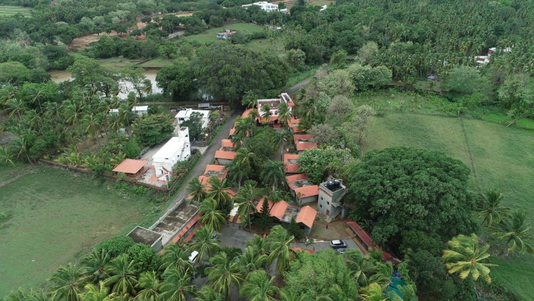 Photo of Buildings in Courtallam