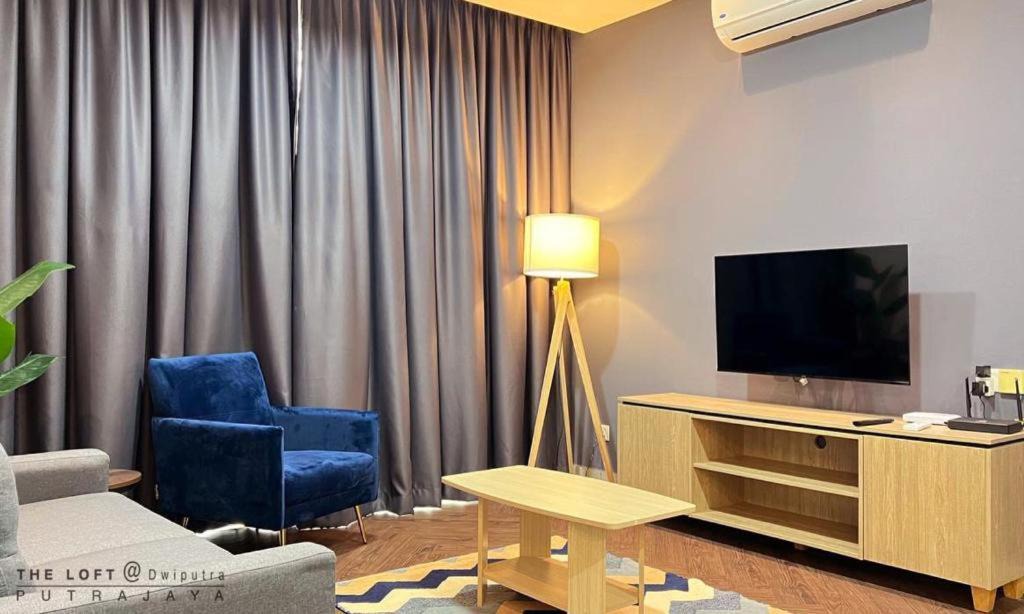 Photo of Livingroom in Presint 15