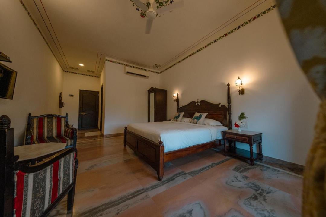 Photo of Bedroom in Desuri