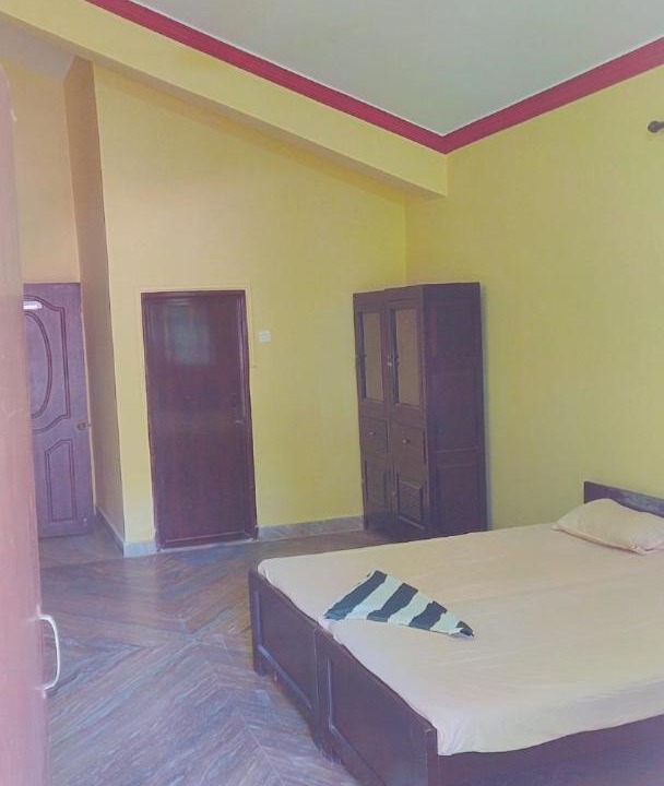 Photo of Bedroom in Mangeshi