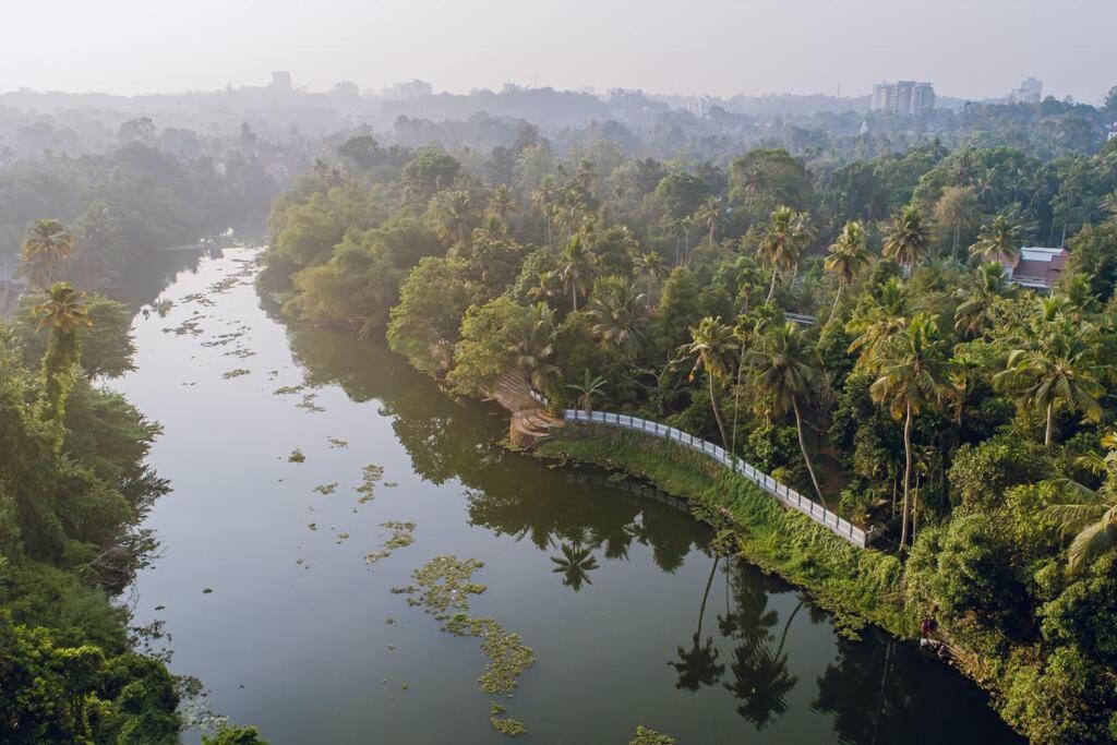 Photo of Others in Perumbaikad