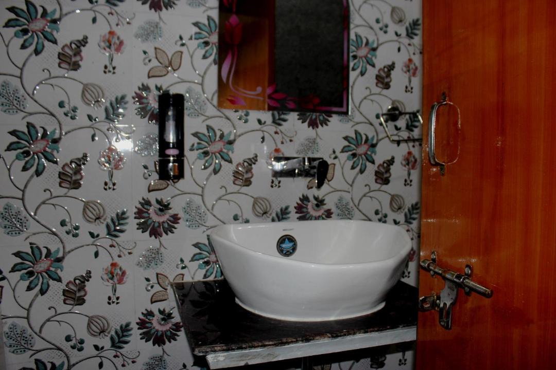 Photo of Bathroom in Pink City