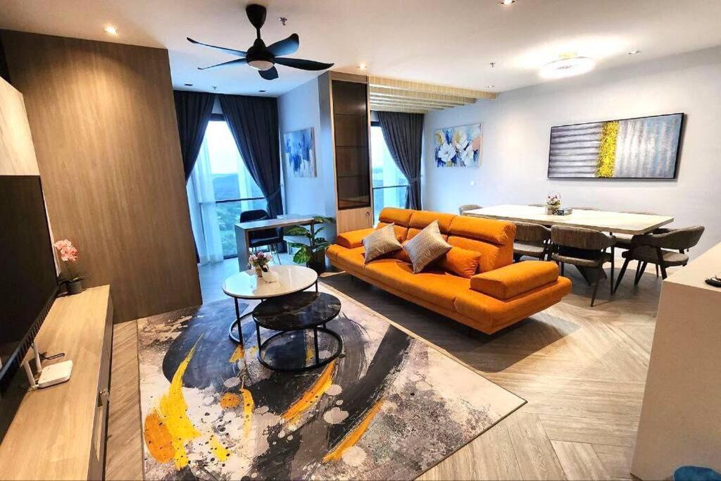 Photo of Livingroom in Tropicana
