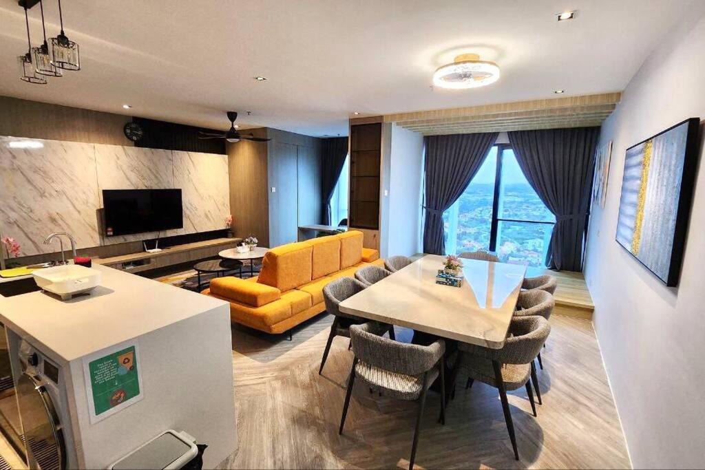 Photo of Livingroom in Tropicana