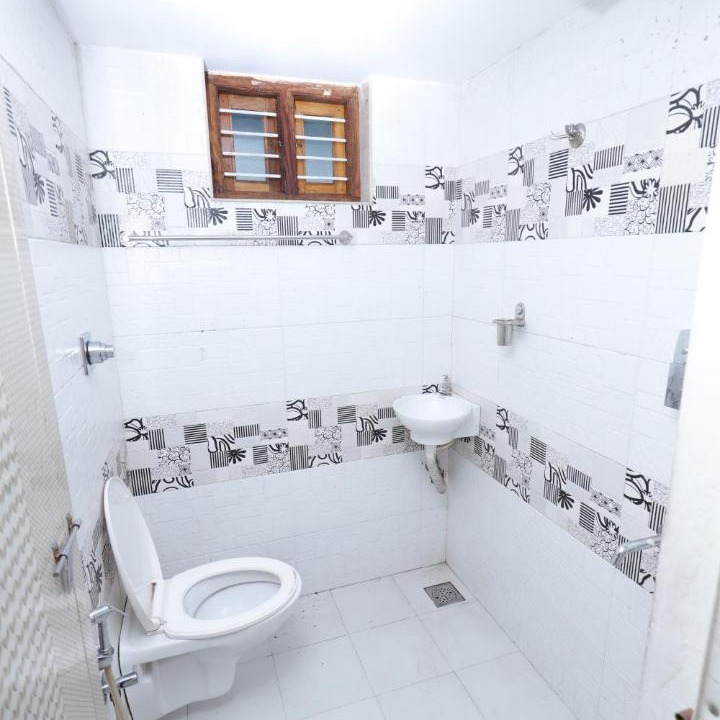 Photo of Bathroom in Kannan Devan Hills