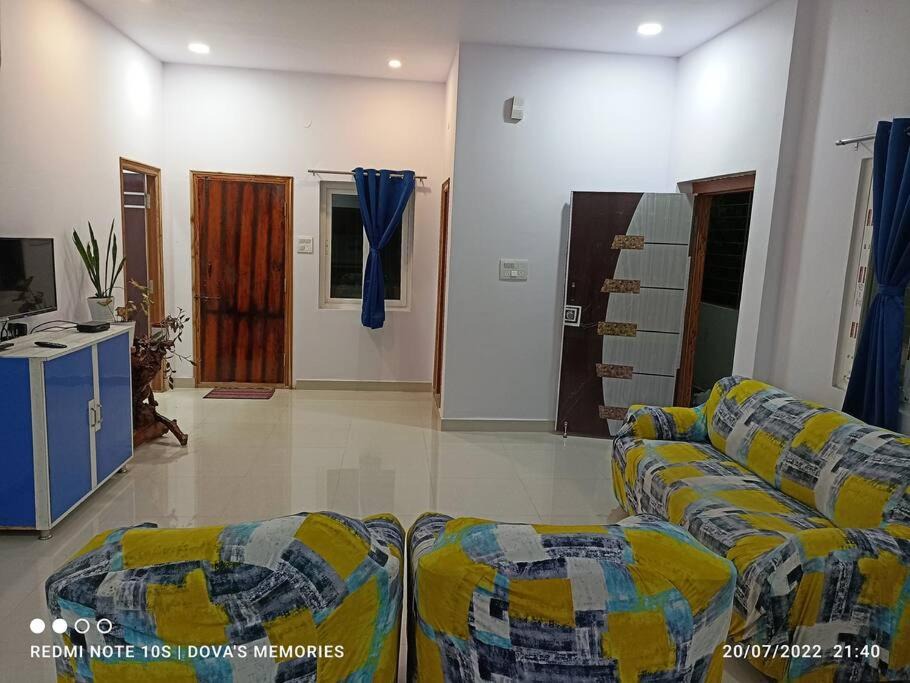 Photo of Livingroom in Dr AS Rao Nagar