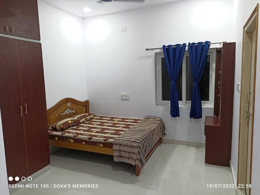Photo of Bedroom in Dr AS Rao Nagar