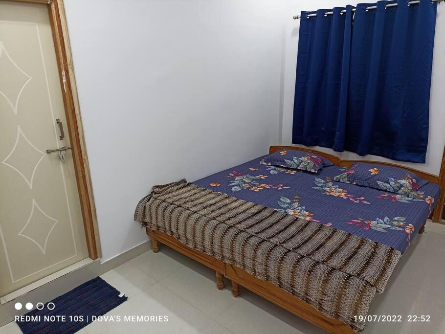 Photo of Bedroom in Dr AS Rao Nagar