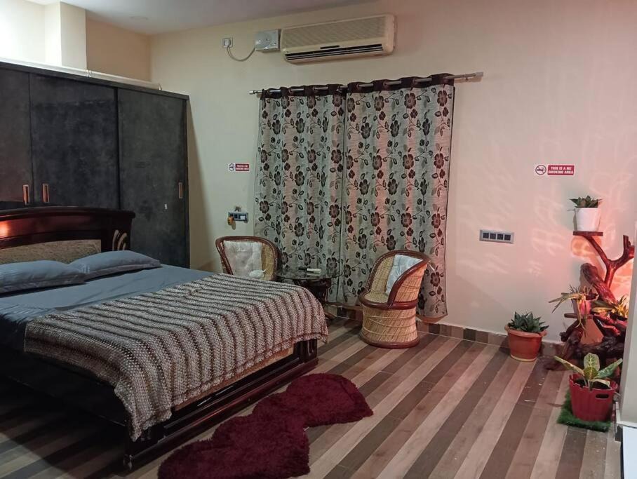 Photo of Bedroom in Dr AS Rao Nagar