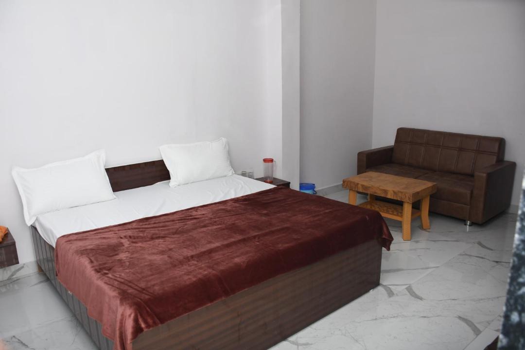 Photo of Bedroom in Bhat
