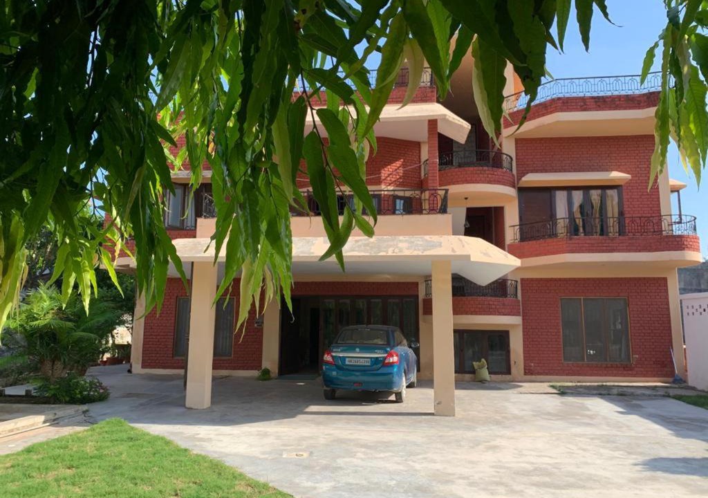 Photo of Buildings in Varanasi