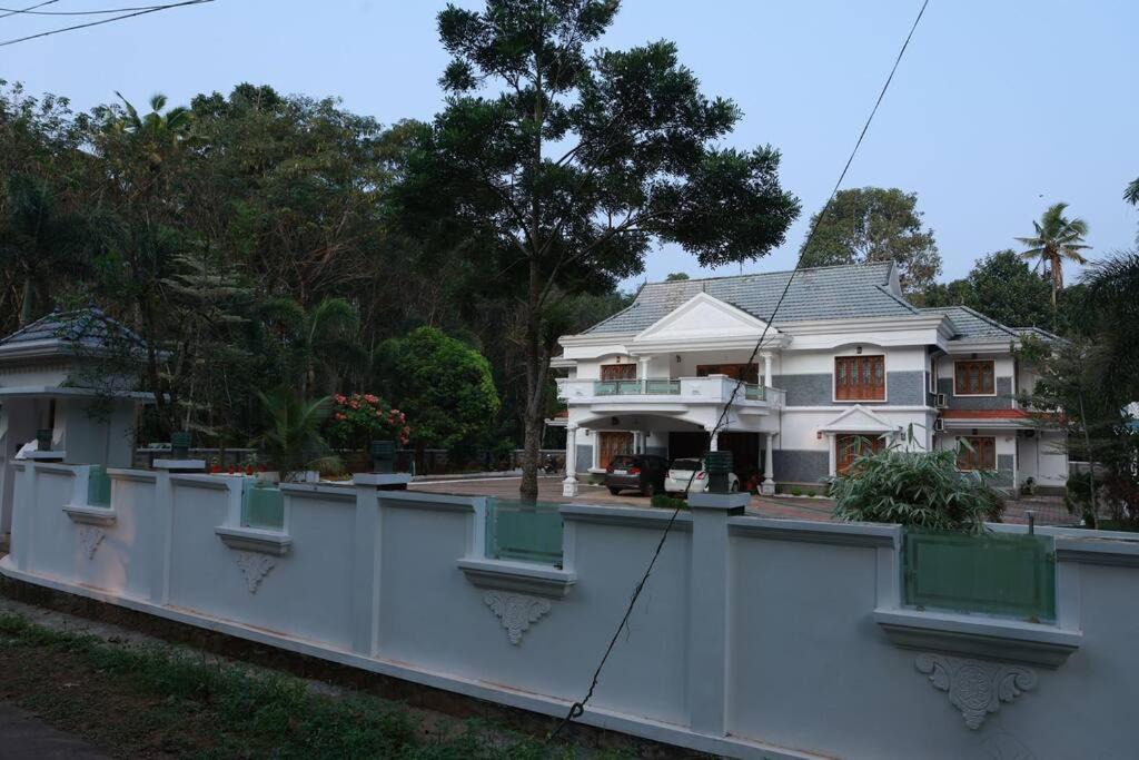 Photo of Buildings in Changanacherry