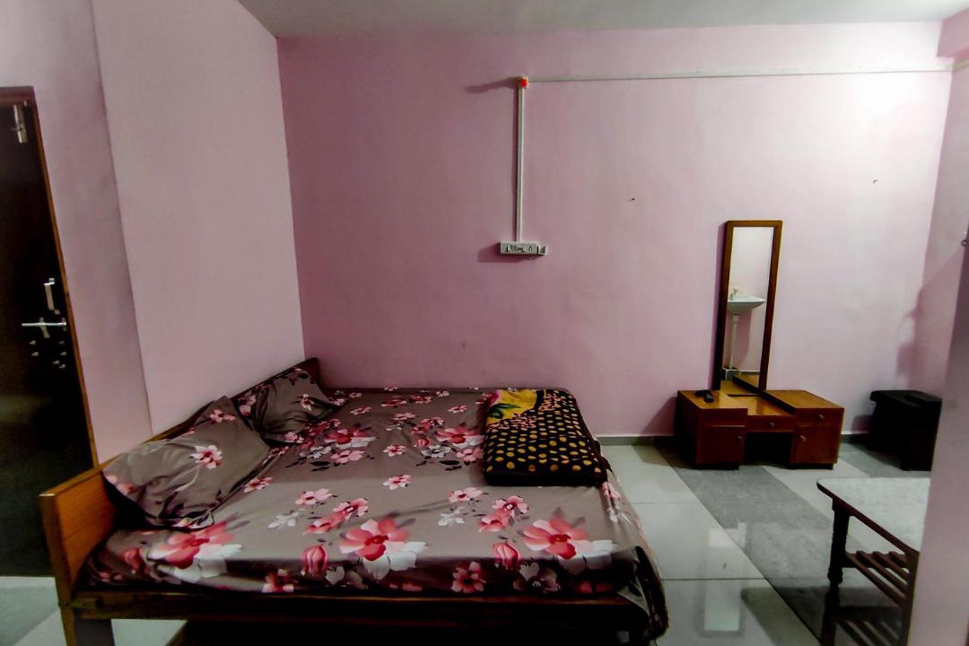 Photo of Bedroom in Rajpipla