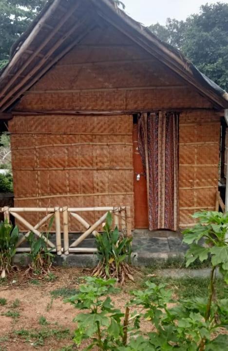 Photo of Buildings in Sanapur
