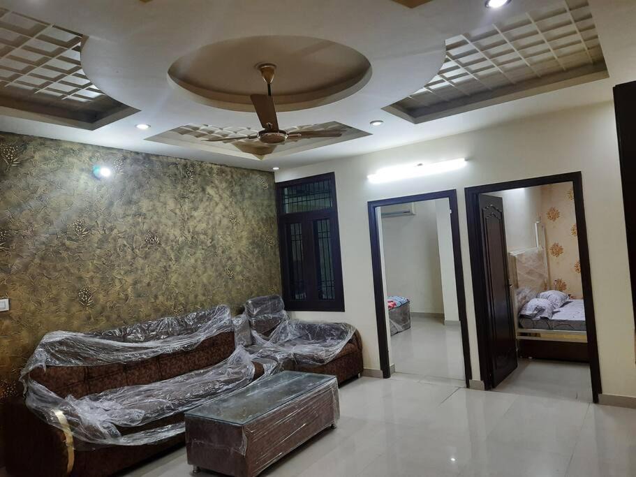 Photo of Livingroom in Tonk Road