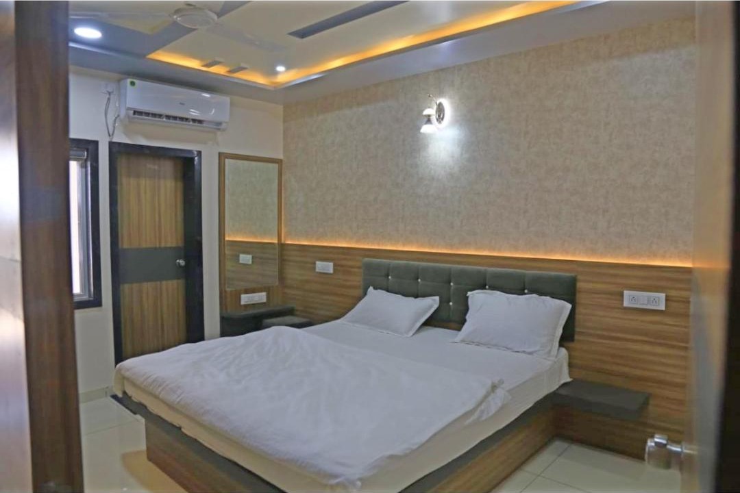 Photo of Bedroom in Rajpipla