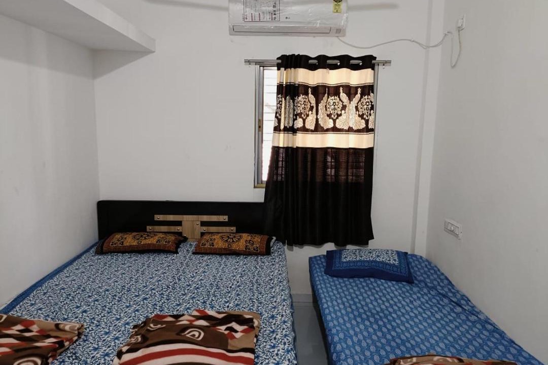 Photo of Bedroom in Rajpipla