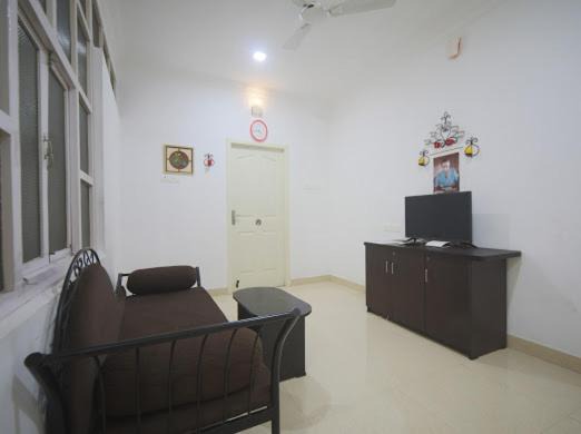 Photo of Livingroom in White Town
